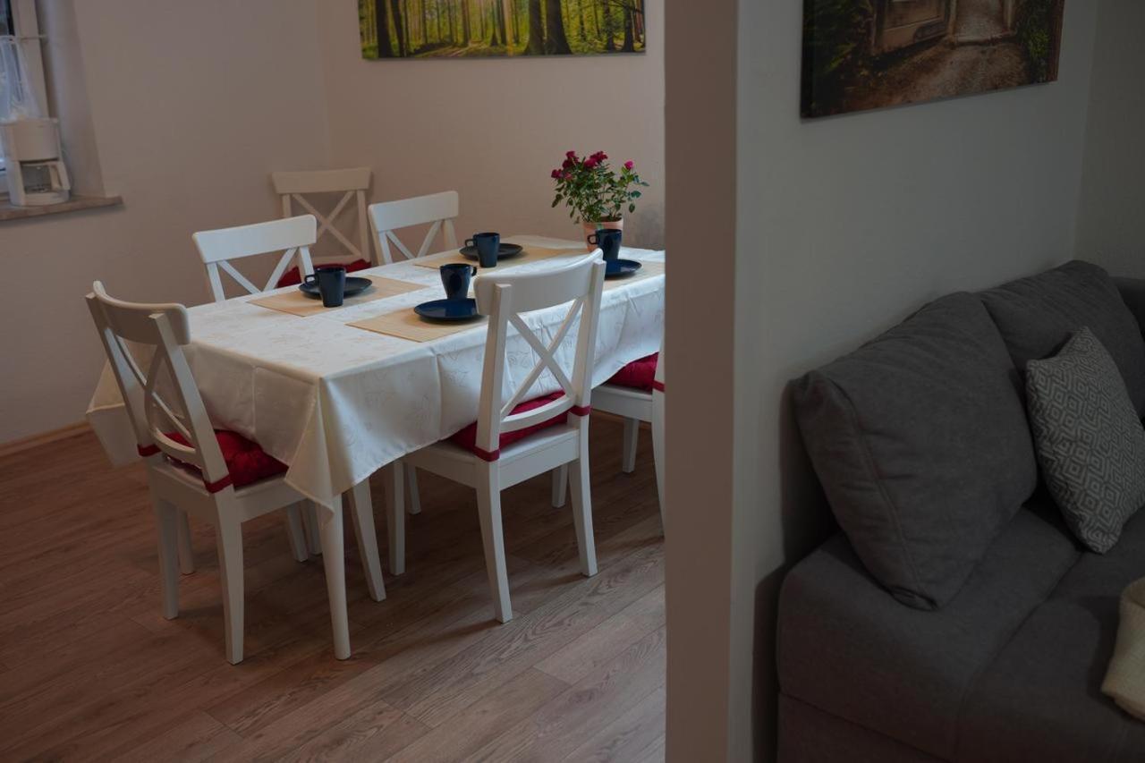 Pension - Gaestehaus Zum Pfaelzerwald Hinterweidenthal Ngoại thất bức ảnh