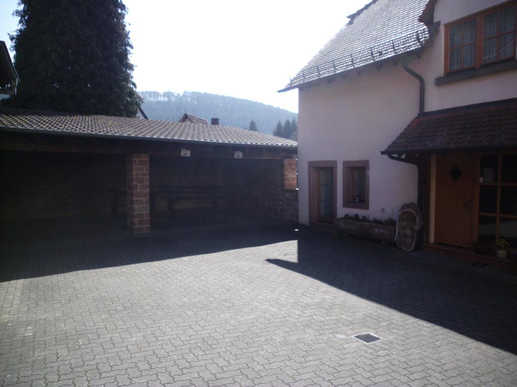 Pension - Gaestehaus Zum Pfaelzerwald Hinterweidenthal Ngoại thất bức ảnh