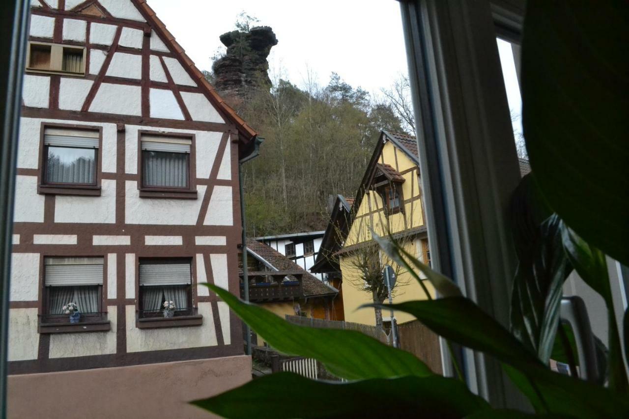 Pension - Gaestehaus Zum Pfaelzerwald Hinterweidenthal Ngoại thất bức ảnh